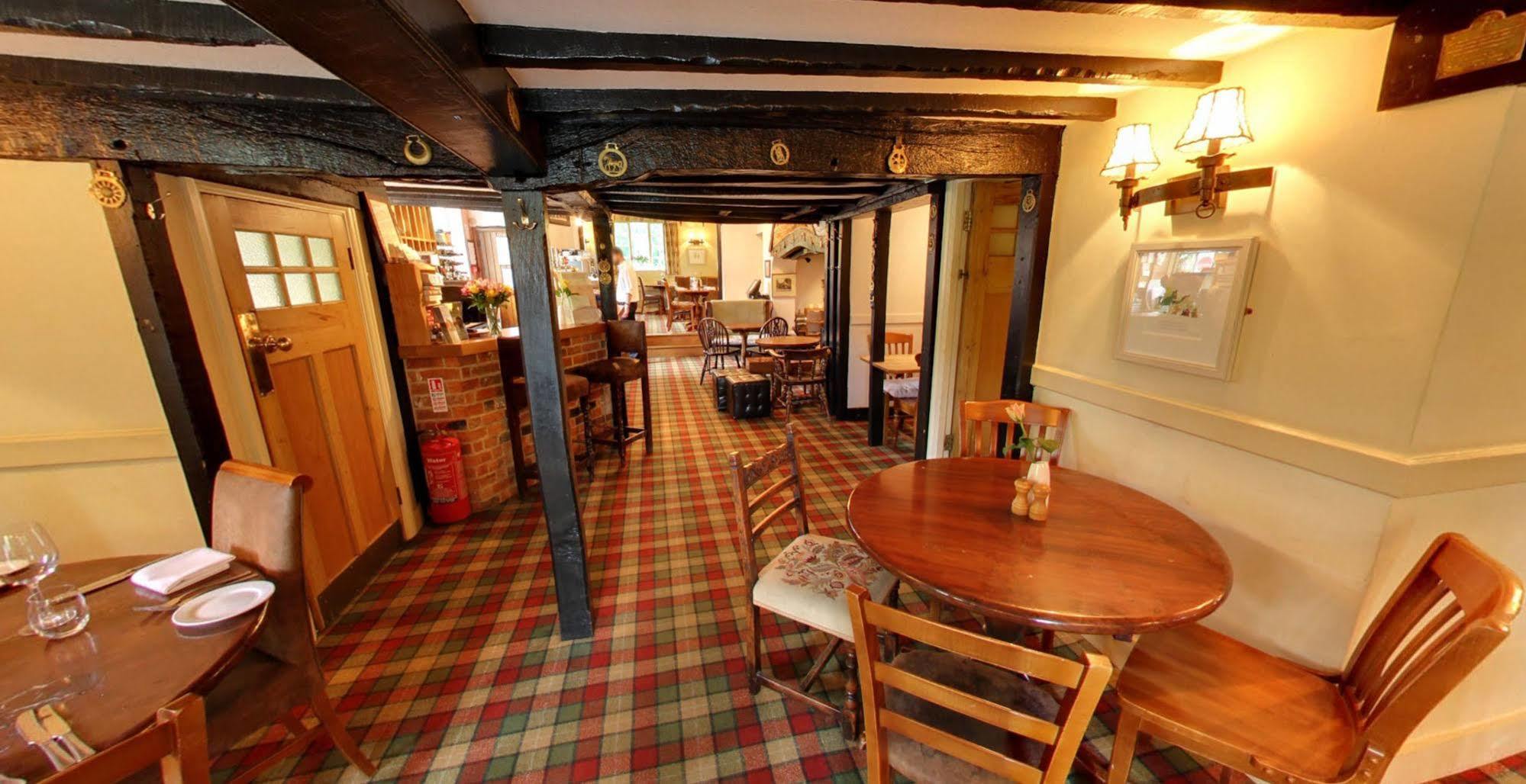 The Nags Head Hotel Great Missenden Exterior foto